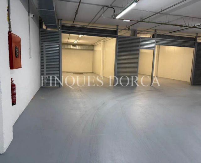 Alquiler de trastero, parking y almacén en Mataró (Ref. 02230-2)
